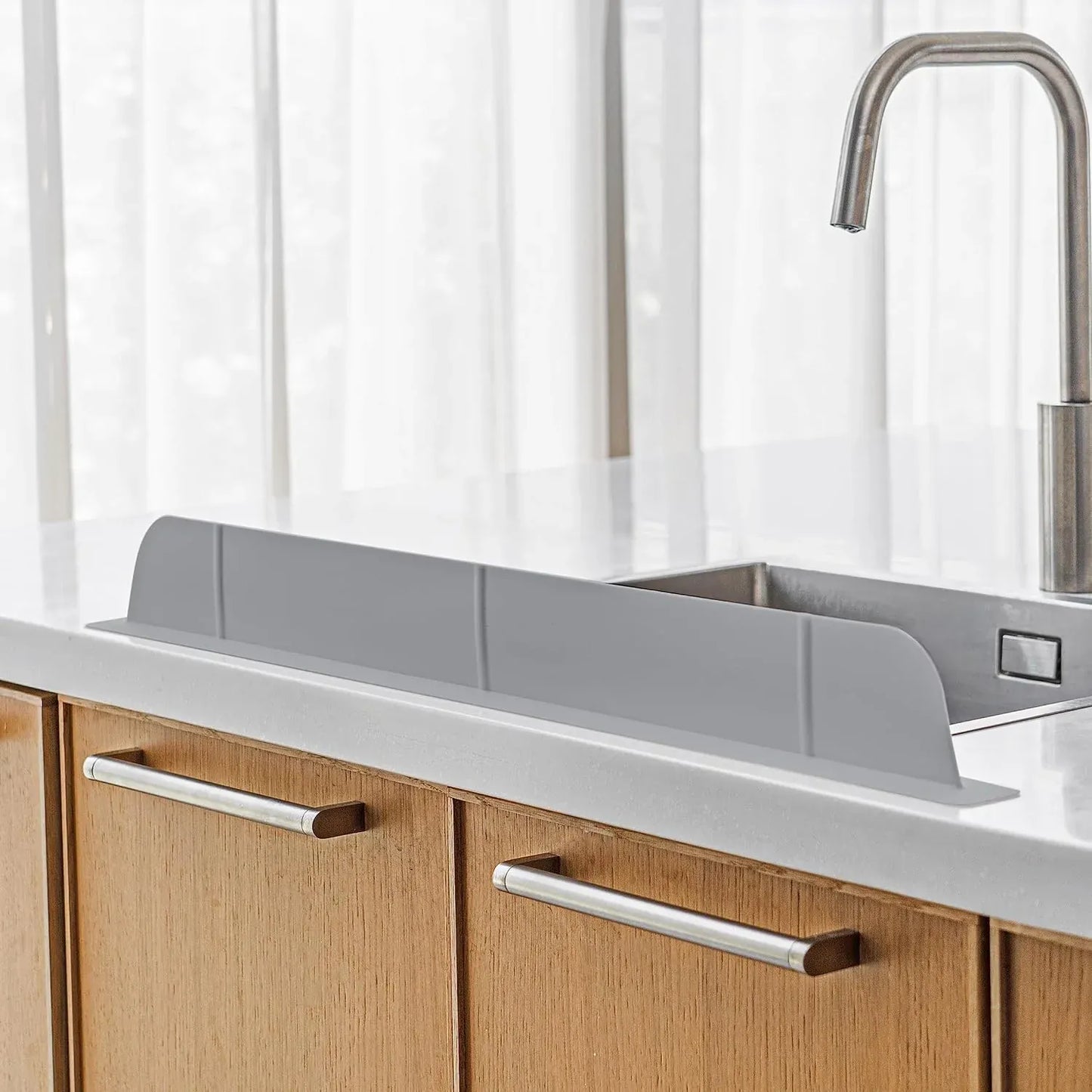Kitchen Sink Splash Guard – Extra Wide Silicone Water Protector